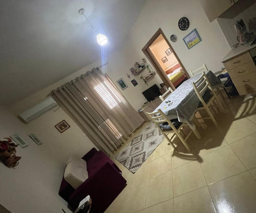 Mimi'S Beach Apartment Vlorë Exteriér fotografie