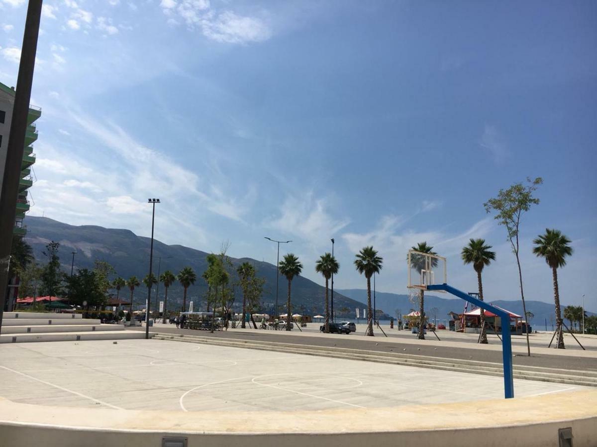 Mimi'S Beach Apartment Vlorë Exteriér fotografie